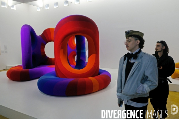 Le jour où le Musée national d art moderne, Beaubourg ,ferme sa collection permanente