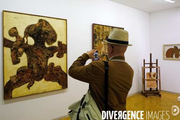 Le jour où le Musée national d art moderne, Beaubourg ,ferme sa collection permanente