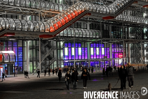 Le jour où le Musée national d art moderne, Beaubourg ,ferme sa collection permanente