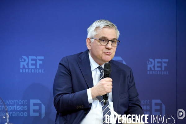 Le Quantique  au MEDEF