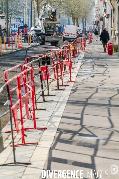 Aménagements de pistes cyclables dans le centre ville de Tours.
