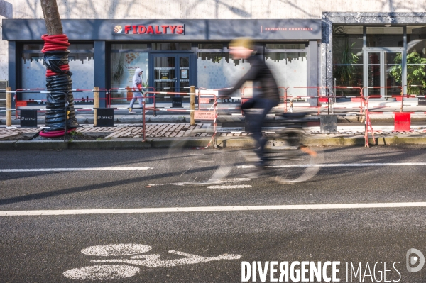 Aménagements de pistes cyclables dans le centre ville de Tours.