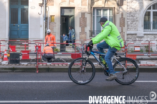 Aménagements de pistes cyclables dans le centre ville de Tours.