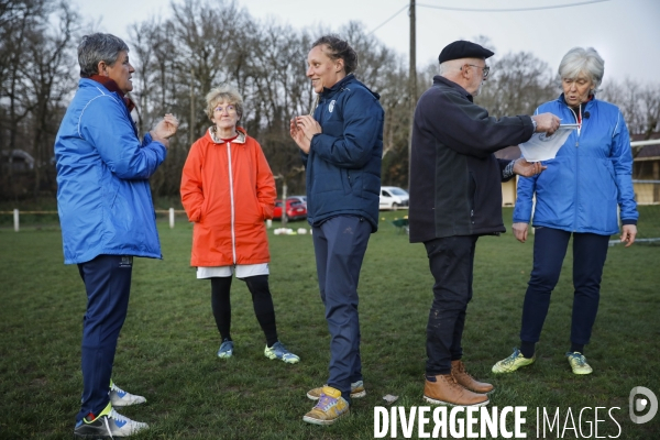 Les Reines du foot, une équipe féminine avec des personnes de plus de 50 ans