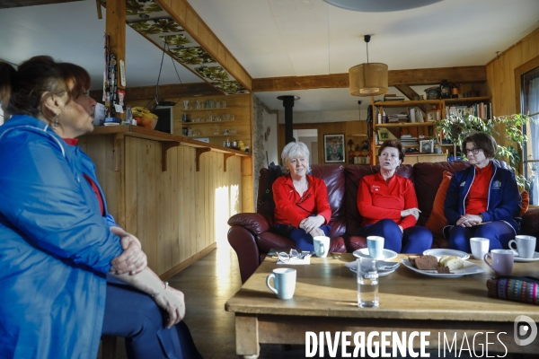 Les Reines du foot, une équipe féminine avec des personnes de plus de 50 ans