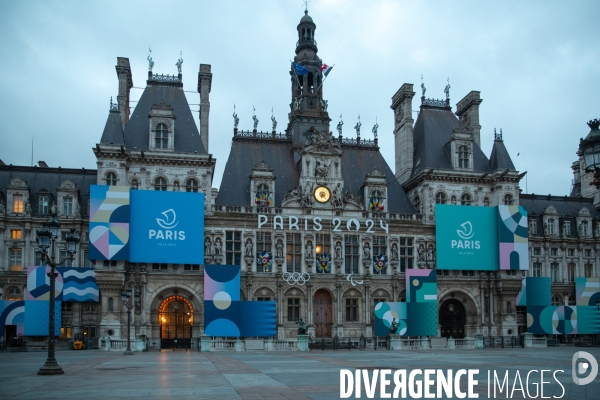 Mesureurs officiels pour le Marathon de Paris lors de JO 2024.