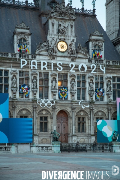 Mesureurs officiels pour le Marathon de Paris lors de JO 2024.