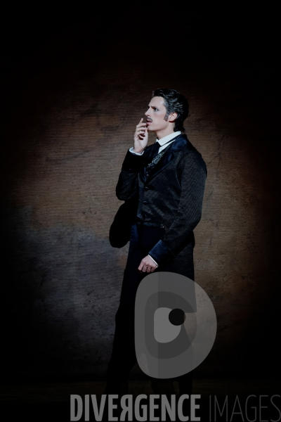 Onéguine /  John Cranko  / Ballet de l Opéra national de Paris