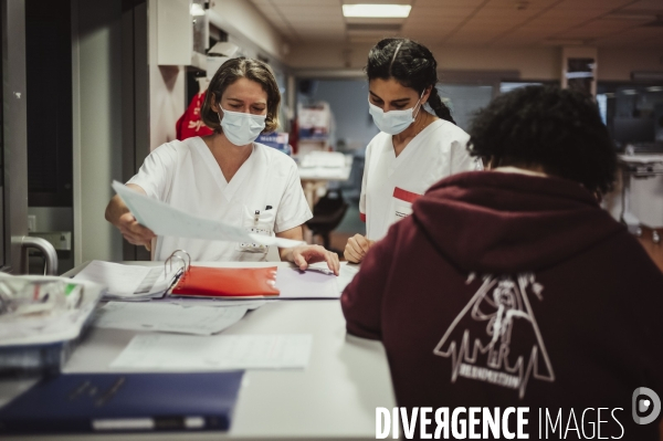 Service de réanimation de l hôpital Robert Ballanger.