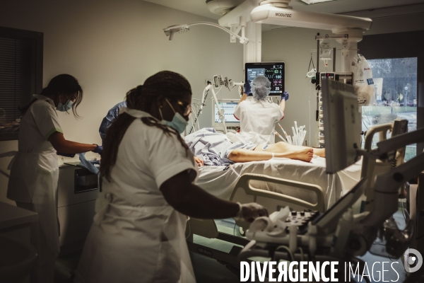 Service de réanimation de l hôpital Robert Ballanger.