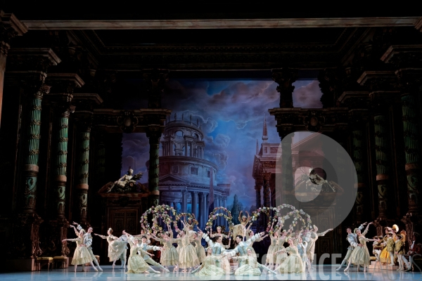 La Belle au bois dormant / Rudolf Noureev / Ballet de l Opéra national de Paris