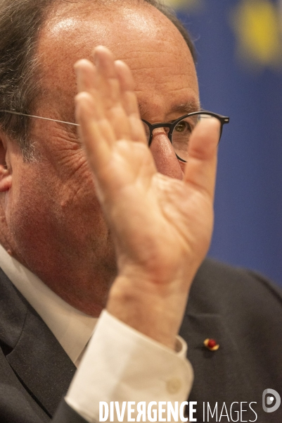 François Hollande à La Maison-Blanche de... Châtillon.