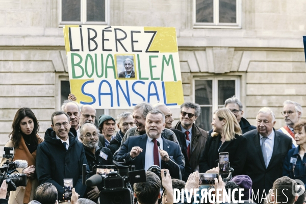 Rassemblement politique de soutien à Boualem Sansal