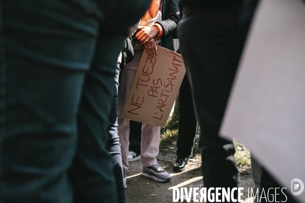 Manifestation d auto-entrepreneurs contre l abaissement du seuil d exonération