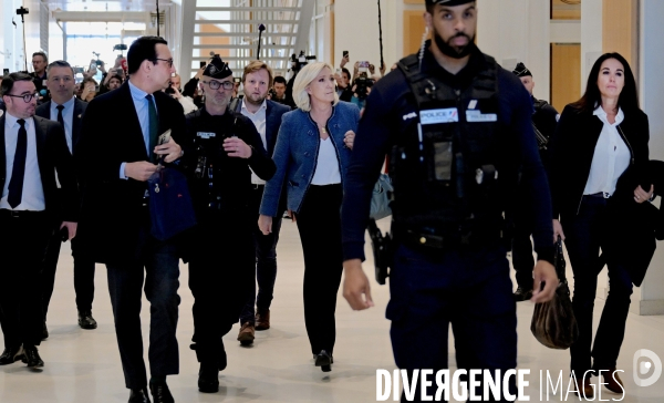 Procès du RN: Marine Le Pen condamnée à 4 ans de prison, dont deux ferme, et 5 ans d inéligibilité avec exécution immédiate
