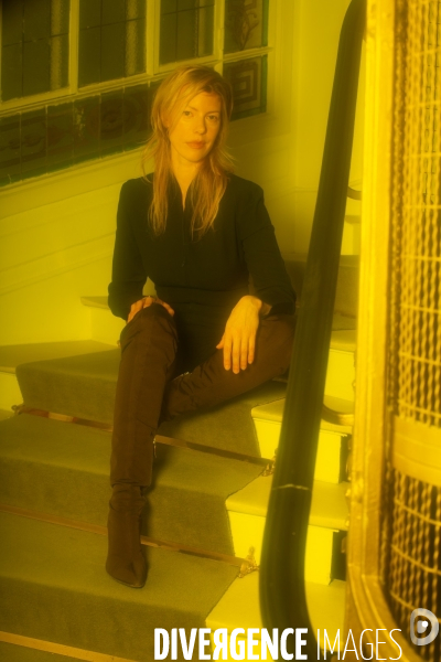 Eva Blanche 