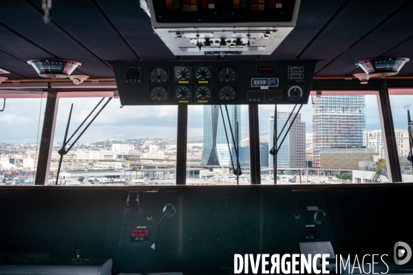 A bord du Vizzanova en maintenance