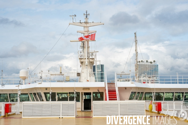 A bord du Vizzanova en maintenance