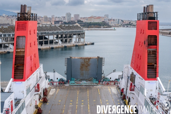 A bord du Vizzanova en maintenance