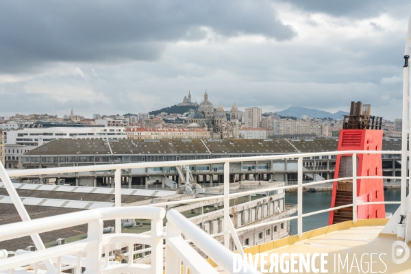 A bord du Vizzanova en maintenance