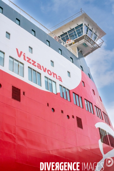 A bord du Vizzanova en maintenance