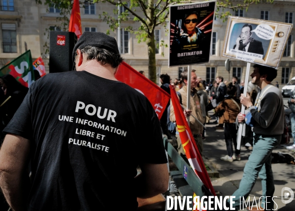 Greve et manifestation des salariés de france télévisions et radio france 