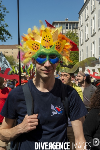 Printemps bruyant