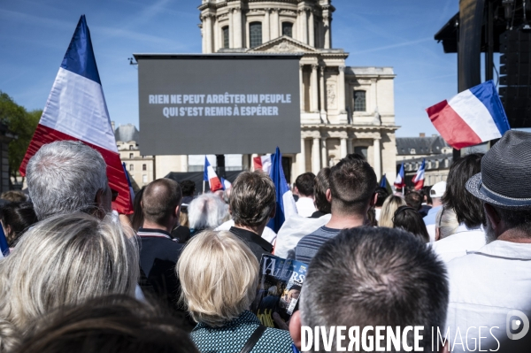 Rassemblement de soutien à Marine Le Pen