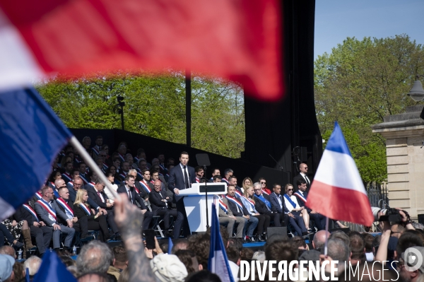 Rassemblement de soutien à Marine Le Pen