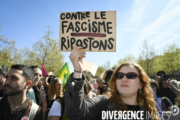 Rassemblement contre l extreme droite. Place de la République, Paris. Demonstration against the far right movements.