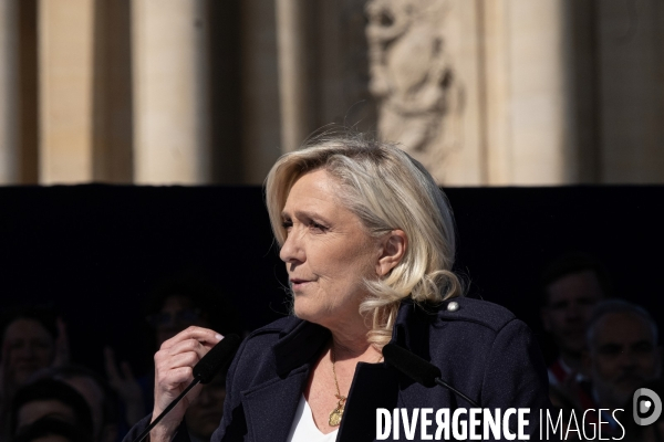 Rassemblement de soutien à Marine Le Pen Paris,  condamnée par la justice, Rally in support of Marine Le Pen, convicted by the justice Paris,