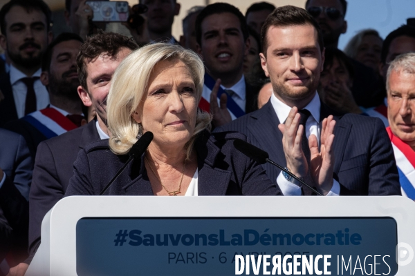 Rassemblement de soutien à Marine Le Pen Paris,  condamnée par la justice, Rally in support of Marine Le Pen, convicted by the justice Paris,