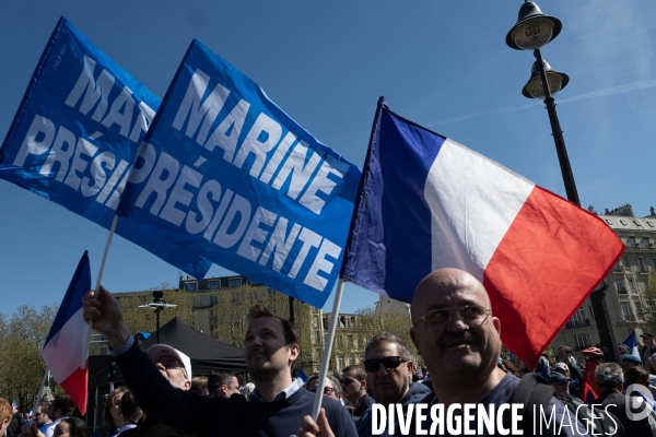 Rassemblement de soutien à Marine Le Pen Paris,  condamnée par la justice, Rally in support of Marine Le Pen, convicted by the justice Paris,