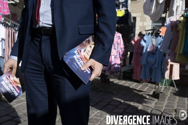 Condamnation de Marine Le Pen. Militants RN et le député Julien Limongi sur le marché.