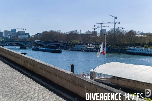 Quais de Seine printaniers