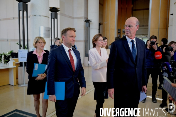 Réunion des acteurs économiques sur la hausse des droits de douane américains