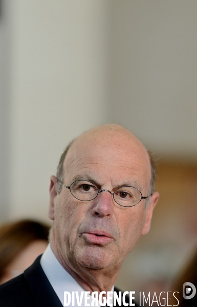 Réunion des acteurs économiques sur la hausse des droits de douane américains