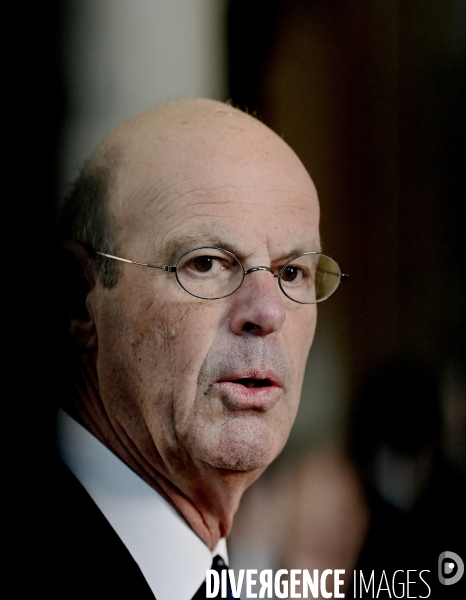 Réunion des acteurs économiques sur la hausse des droits de douane américains