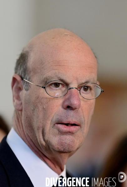 Réunion des acteurs économiques sur la hausse des droits de douane américains