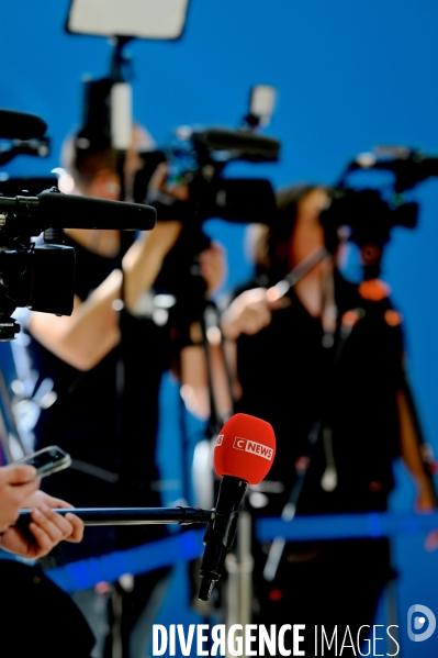Réunion des acteurs économiques sur la hausse des droits de douane américains