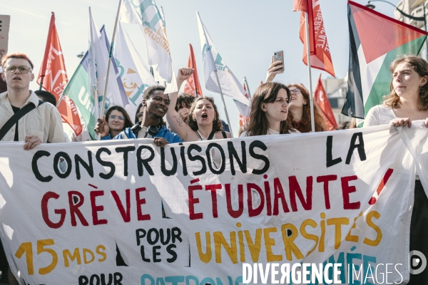 Manifestation des travailleurs-euses de l art, de la culture et d étudiants