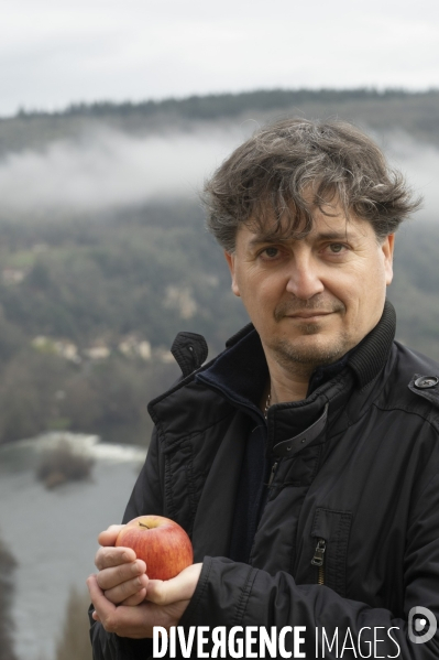 Stéphane Linou. Pionnier du mouvement locavore.