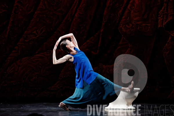 Appartement / Mats Ek  / Ballet de l Opéra national de Paris