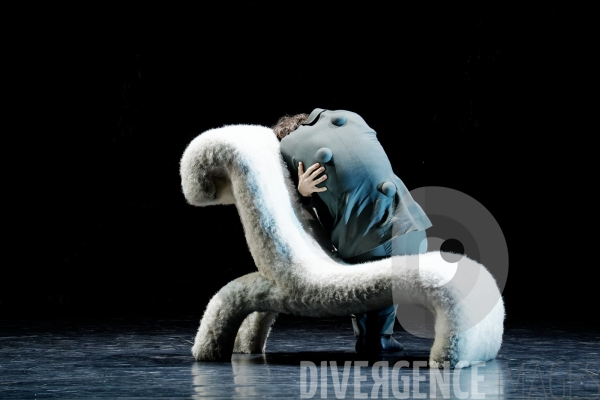 Appartement / Mats Ek  / Ballet de l Opéra national de Paris