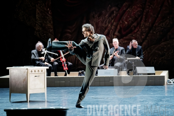 Appartement / Mats Ek  / Ballet de l Opéra national de Paris