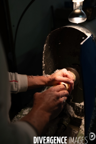 Entreprise de fabrication de cierges et bougies