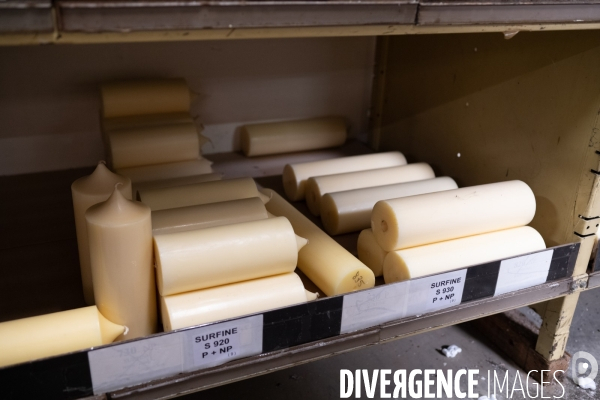 Entreprise de fabrication de cierges et bougies