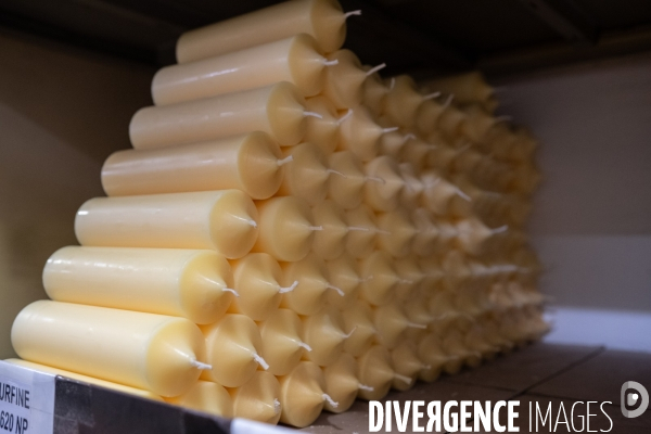 Entreprise de fabrication de cierges et bougies