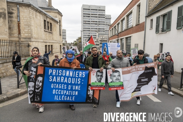 Départ de la marche pour la liberté  d’Ivry-sur-Seine à la prison de Kénitra au Maroc réalisée par Claude Mangin.