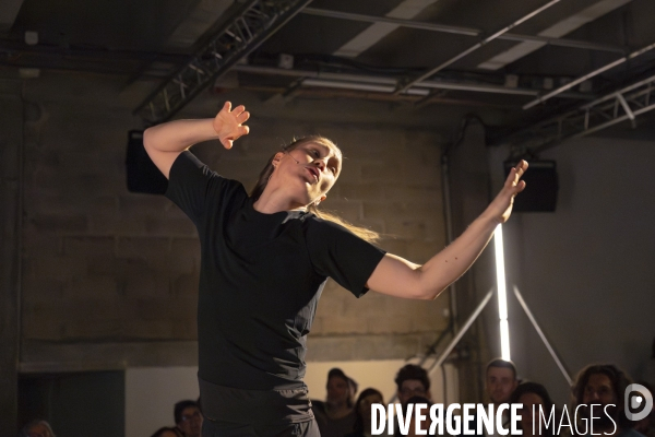 THE DANCING PUBLIC de Mette Ingvartsen